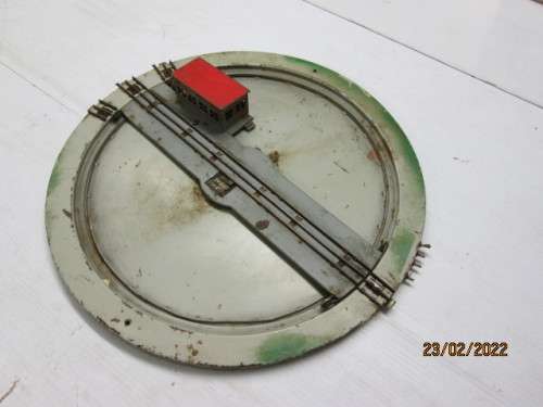 HO SCALE : MARKLIN : TURN TABLE - M-TRACK