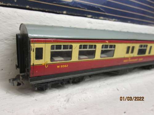 OO SCALE : HORNBY DUBLO : RESTAURANT CAR - BOXED
