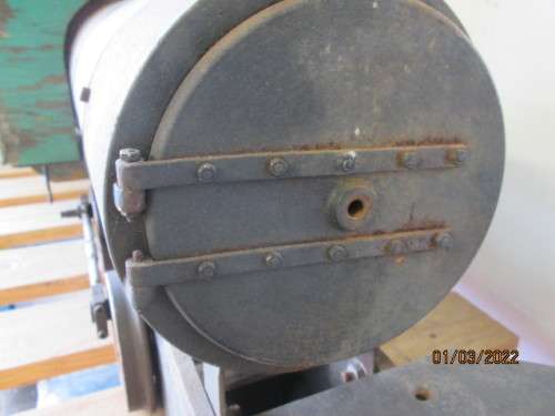 LARGE STEAM LOCOMOTIVE MODEL