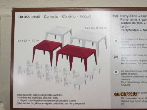 HO SCALE : FALLER : PARTY TENTS - KIT - BOXED