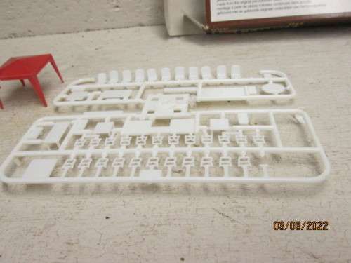 HO SCALE : FALLER : PARTY TENTS - KIT - BOXED