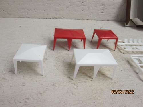 HO SCALE : FALLER : PARTY TENTS - KIT - BOXED