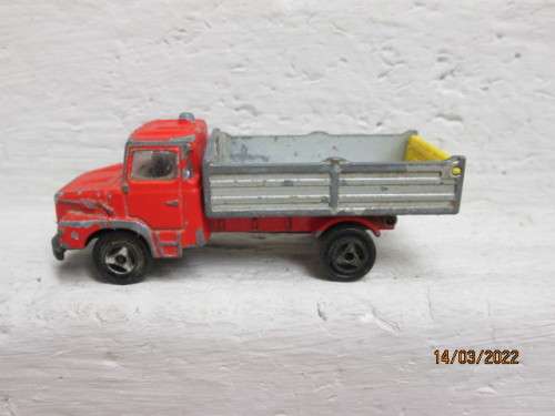 HO SCALE : MAJORETTE : SCANIA - ROAD TIPPER TRUCK