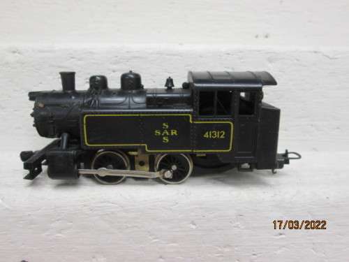 HO SCALE : LIMA : SAR 0-4-0 STEAM LOCOMOTIVE