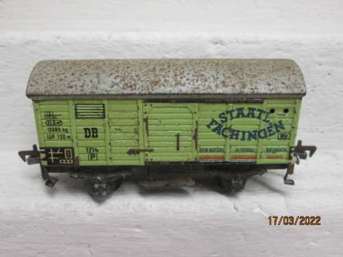 HO SCALE : FLEISCHMANN : DB GREEN BOX CAR