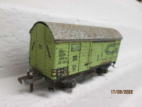 HO SCALE : FLEISCHMANN : DB GREEN BOX CAR