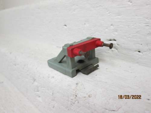 OO SCALE : HORNBY DUBLO : STOP BLOCK