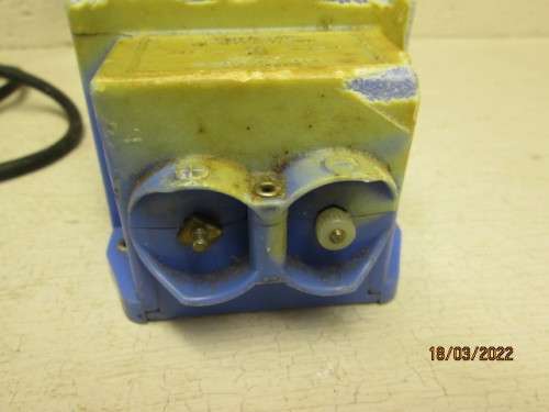 HO SCALE : TRIANG SMOTTH FLOW TRANSFORMER