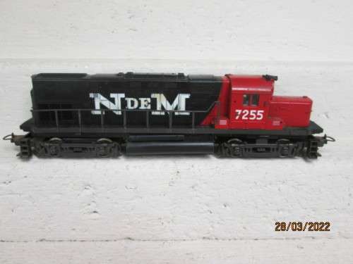 HO SCALE : LIMA : N DE M DIESEL LOCOMOTIVE