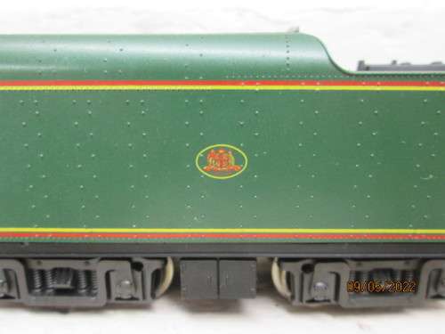 HO SCALE : LIMA : AUSTRALIAN 4-6-2 STEAM LOCOMOTIVE