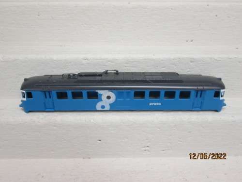 HO SCALE : LIMA : SAR : PRAZA RAIL CAR POWER COACH - BODY ONLY