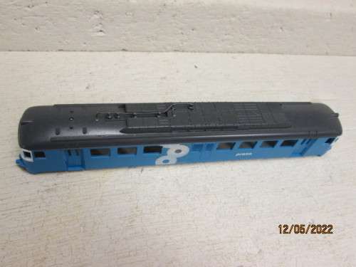 HO SCALE : LIMA : SAR : PRAZA RAIL CAR POWER COACH - BODY ONLY