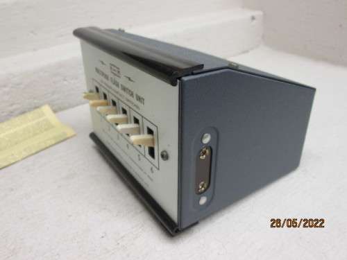 HO SCALE : H and M : MULTIPACK FLASH SWITCH UNIT - BOXED