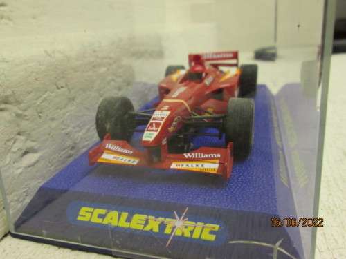 SCALEXTRIC : WILLIAMS MECACHROME FW 20 98 : F1 CAR - BOXED