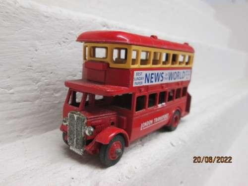 HO SCALE : LLEDO : LONDON TRANSPORT OLD TIMER - DOUBLE DECKER BUS
