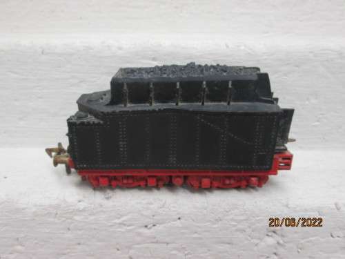 HO SCALE : FLEISCHMANN : 4-AXLE STEAM LOCO - TENDER ONLY