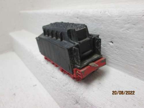HO SCALE : FLEISCHMANN : 4-AXLE STEAM LOCO - TENDER ONLY