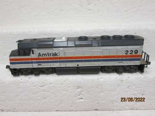 HO SCALE : ATLAS : AMTRAK FP40  DIESEL LOCOMOTIVE