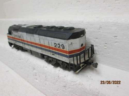 HO SCALE : ATLAS : AMTRAK FP40  DIESEL LOCOMOTIVE