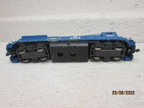 HO SCALE : ATLAS : CONRAIL B23 DIESEL LOCOMOTIVE