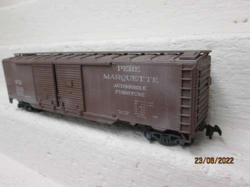 HO SCALE : ATHEARN : 50 FOOT DOUBLE DOOR BOX CAR