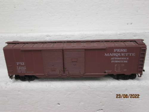 HO SCALE : ATHEARN : 50 FOOT DOUBLE DOOR BOX CAR