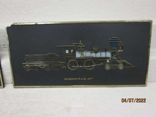 X2 PLASTIC LOCOMOTIVE PLAQUES
