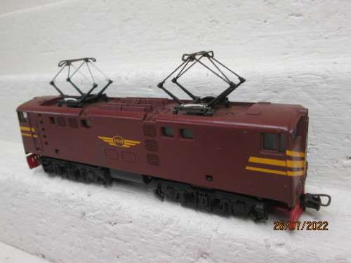 HO SCALE : LIMA : SAR : 5E BROWN - ELECTRIC LOCOMOTIVE