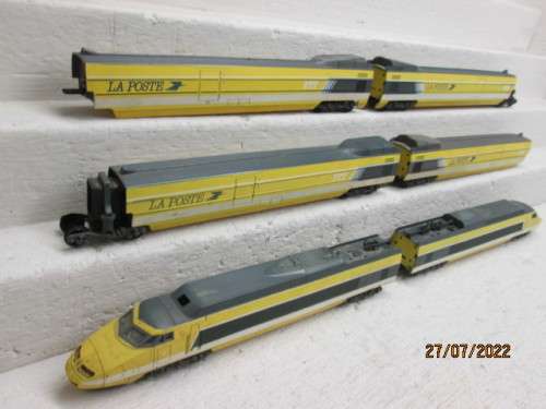 HO SCALE : LIMA : LA POSTE - SPEED TRAIN SET OF X6