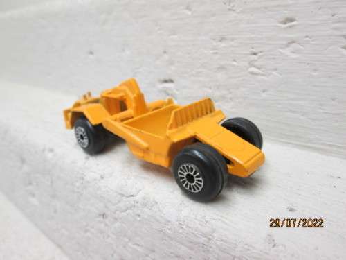HO SCALE : EARTH MOVING VEHICLE