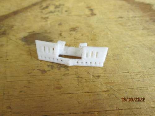 HO SCALE :  LIMA SAR : 5E ELECTRIC LOCO - REPLACEMENT WHITE COW-CATCHER