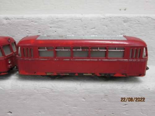 HO SCALE : MARKLIN : RED RAIL CAR SET