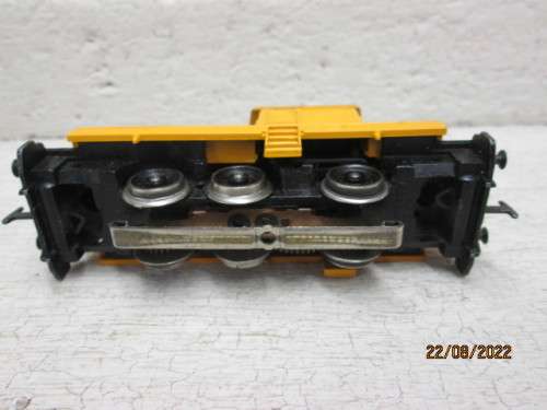 HO SCALE : MARKLIN : YELLOW DIESEL SHUNTER - BOXED