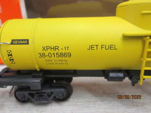 HO SCALE : FRATESCHI : SAR : YELLOW XPHR JET FUEL TANKER - BOXED