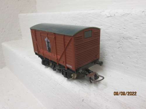 HO SCALE : LIMA : SHORT MICHILAN BOX CAR