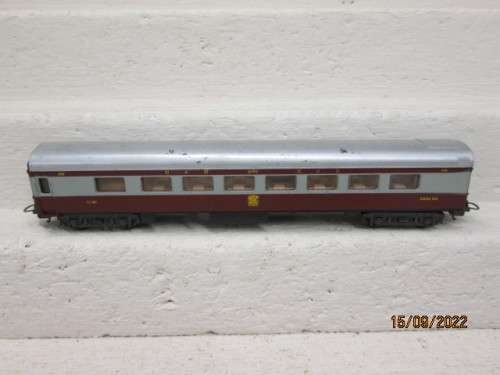 HO SCALE : LIMA : SAR :  DINING CAR - TRANSKAROO COACH