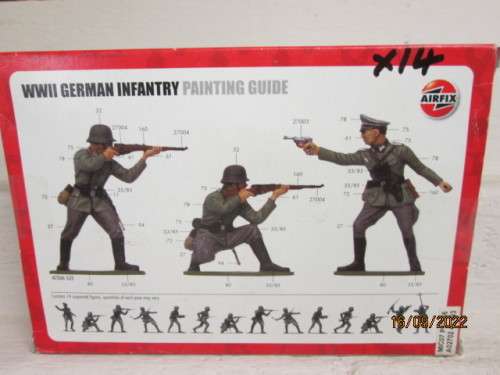 1:32 SCALE : AIRFIX : WWII GERMAN INFANTRY X 14  - BOXED