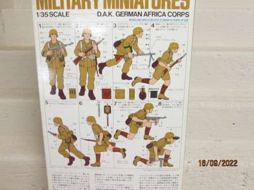 1:35 SCALE : TAMIYA : D.A.K GERMAN AFRICA CORPS  X8 - BOXED