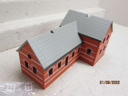 OO SCALE : L-SHAPE STATION PLATFORM BUILDING