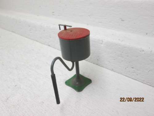HO SCALE : PECO : WATER TOWER