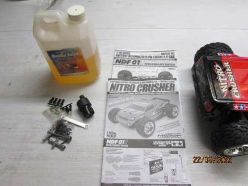 RADIO CONTROL CAR : TAMIYA : 1:10 SCALE : NITRO CRUSHER GAS 4X4 RACING TRUCK