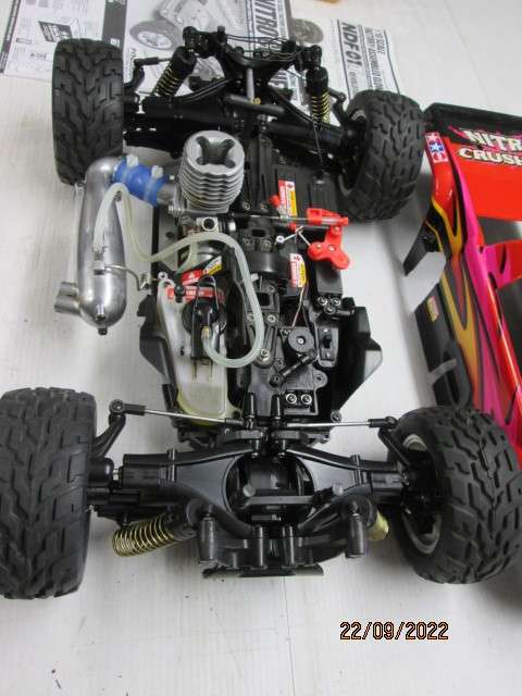 RADIO CONTROL CAR : TAMIYA : 1:10 SCALE : NITRO CRUSHER GAS 4X4 RACING TRUCK