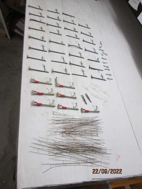 HO SCALE : OVERHEAD CATENARY - X1 BEERBOX