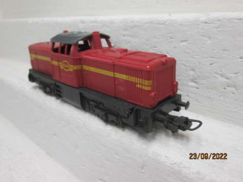 HO SCALE : LIMA : SAR : V100 DIESEL SHUNTER