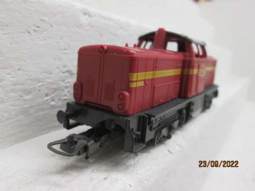 HO SCALE : LIMA : SAR : V100 DIESEL SHUNTER