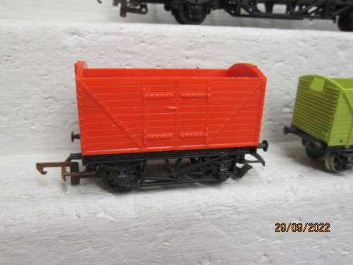 HO / OO SCALE : LIMA/HORNBY : SCRAP YARD