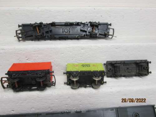 HO / OO SCALE : LIMA/HORNBY : SCRAP YARD