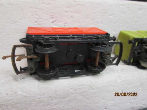 HO / OO SCALE : LIMA/HORNBY : SCRAP YARD