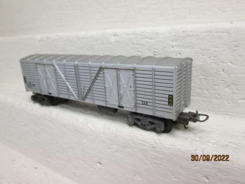 HO SCALE : LIMA : SAR : SILVER OZ BOX CAR