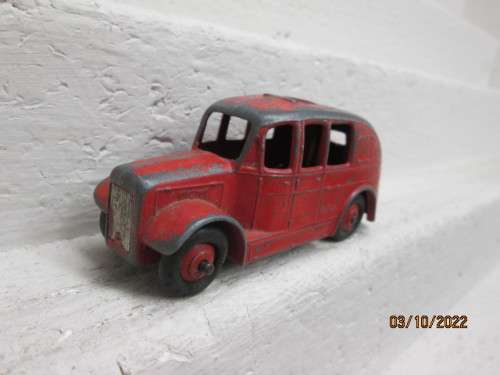 DIE CAST : DINKY TOYS : RED FIRE TRUCK NO.250